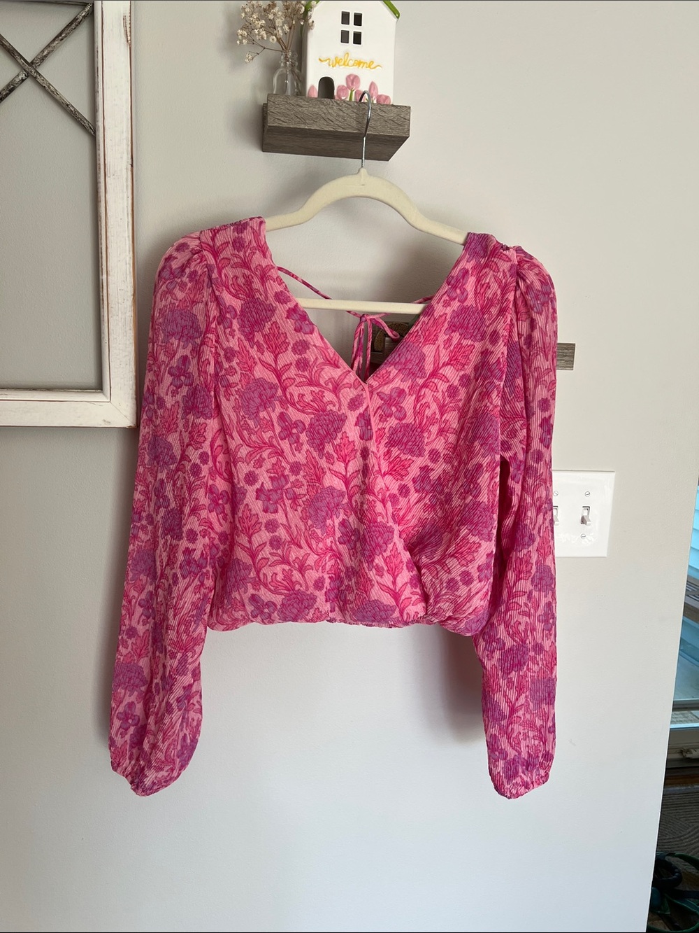 💕Pink Floral Long Sleeve Crop Top💕